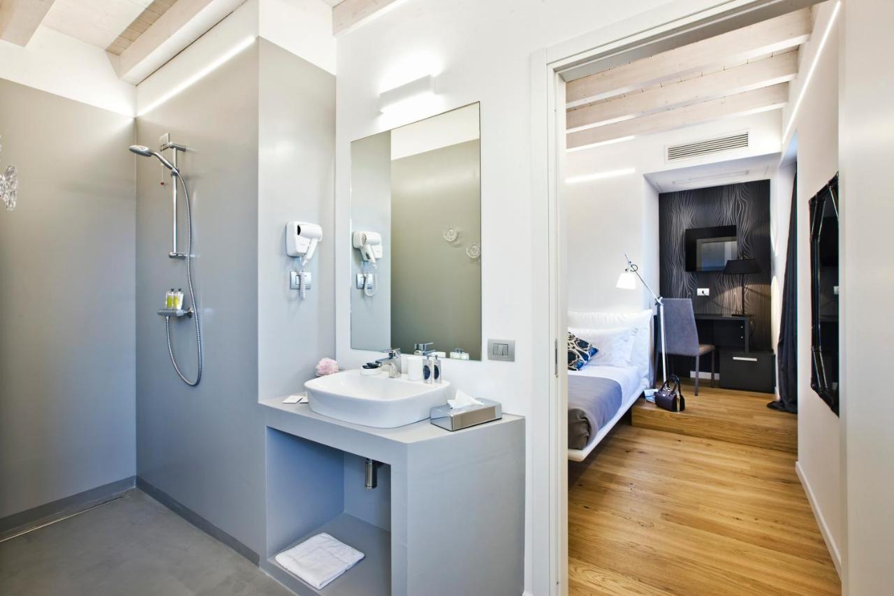 Manzoni 124 Bed&Relax Bed and Breakfast Esine Εξωτερικό φωτογραφία